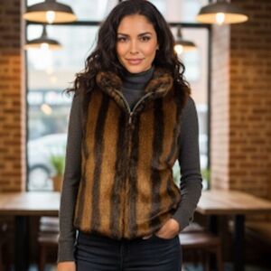 Coaco New York, reversible faux mink, S